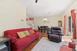 610 E Camden Ln, Newberg, OR 97132 - Photo 12