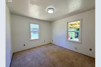 425 W Umpqua St, Roseburg, OR 97471 - Photo 16