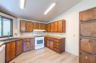 96134 Foxglove Way, Brookings, OR 97415 - Photo 2