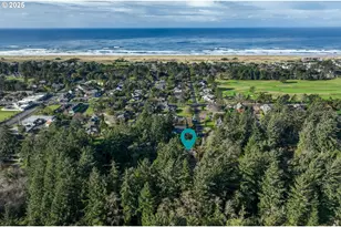 735 3rd St, Gearhart, OR 97138 - Photo 8