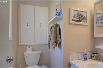 9802 NE 58th St, Vancouver, WA 98662 - Photo 16