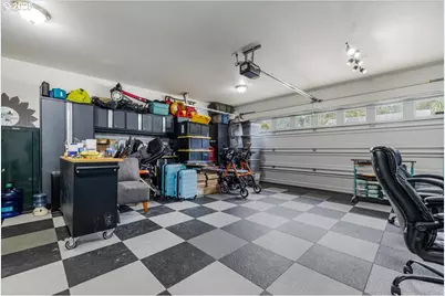 1110 Madison St, Silverton, OR 97381 - Photo 32