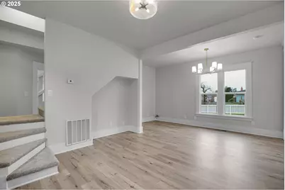 209 SE Currin St, Estacada, OR 97023 - Photo 6