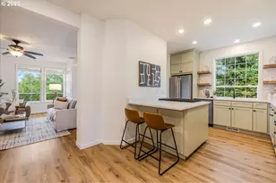 9174 SW Waverly Dr, Portland, OR 97224 - Photo 8