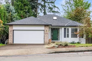 9174 SW Waverly Dr, Portland, OR 97224 - Photo 36