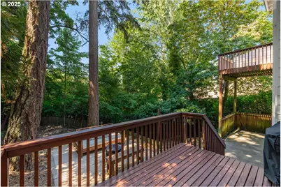9174 SW Waverly Dr, Portland, OR 97224 - Photo 30