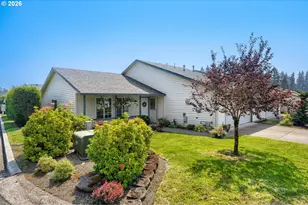 1660 N 18th St, Washougal, WA 98671 - Photo 2