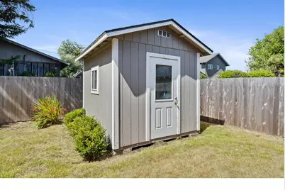 6731 SW Harbor Ave, Lincoln City, OR 97367 - Photo 18
