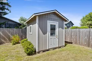 6731 SW Harbor Ave, Lincoln City, OR 97367 - Photo 18