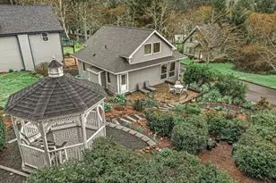 161 Combs Cir, Yachats, OR 97498 - Photo 8