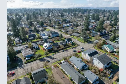 6010 SE Woodstock Blvd, Portland, OR 97206 - Photo 38