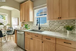 6010 SE Woodstock Blvd, Portland, OR 97206 - Photo 10