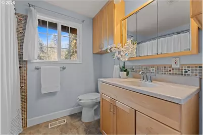 6786 Rochester St, Salem, OR 97305 - Photo 12