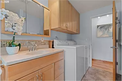 6786 Rochester St, Salem, OR 97305 - Photo 14