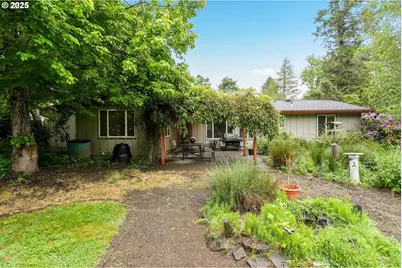 6786 Rochester St, Salem, OR 97305 - Photo 36