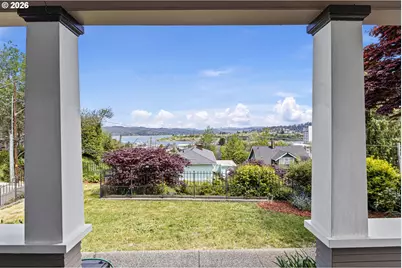 525 Park Ave, Coos Bay, OR 97420 - Photo 2