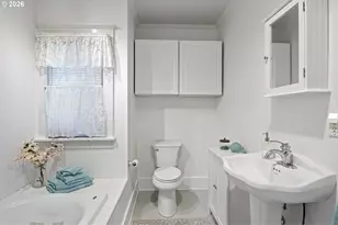 525 Park Ave, Coos Bay, OR 97420 - Photo 20