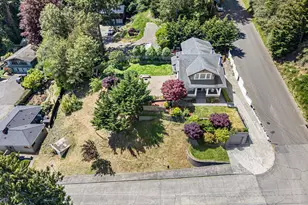 525 Park Ave, Coos Bay, OR 97420 - Photo 40