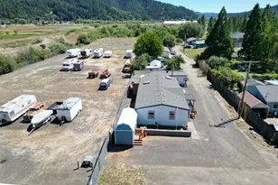 826 W Dean Ave, Sutherlin, OR 97479 - Photo 44