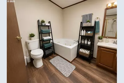 826 W Dean Ave, Sutherlin, OR 97479 - Photo 22