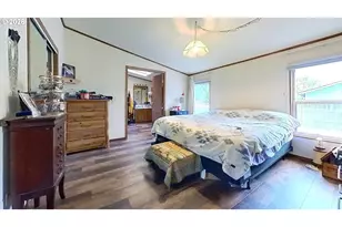 826 W Dean Ave, Sutherlin, OR 97479 - Photo 20