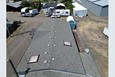 826 W Dean Ave, Sutherlin, OR 97479 - Photo 48