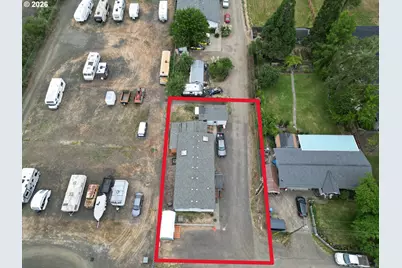 826 W Dean Ave, Sutherlin, OR 97479 - Photo 44