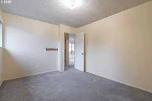 2727 Gateway St, Springfield, OR 97477 - Photo 16