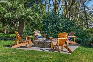 7175 SW Dogwood Pl, Portland, OR 97225 - Photo 42