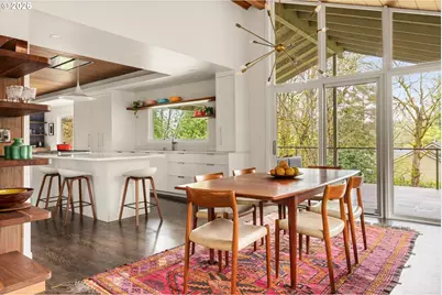 7175 SW Dogwood Pl, Portland, OR 97225 - Photo 12