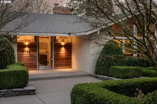 7175 SW Dogwood Pl, Portland, OR 97225 - Photo 2