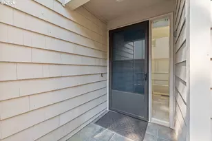 225 Cervantes, Lake Oswego, OR 97035 - Photo 4