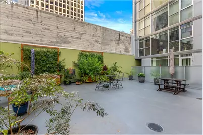 533 NE Holladay St #605, Portland, OR 97232 - Photo 32