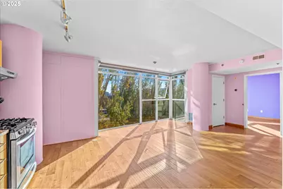 533 NE Holladay St #605, Portland, OR 97232 - Photo 8