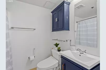 533 NE Holladay St #605, Portland, OR 97232 - Photo 24