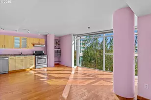 533 NE Holladay St, Portland, OR 97232 - Photo 10