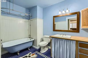 9601 NW Leahy Rd, Portland, OR 97229 - Photo 10