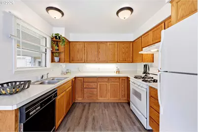 7905 SE Bybee Blvd, Portland, OR 97206 - Photo 12