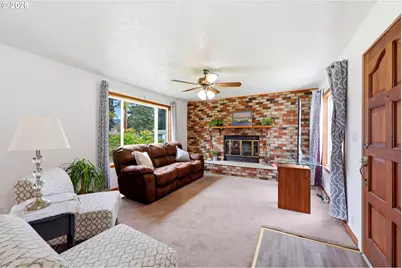 7905 SE Bybee Blvd, Portland, OR 97206 - Photo 6