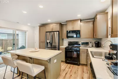 1870 Smith Dr, Woodburn, OR 97071 - Photo 14