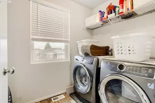 1870 Smith Dr, Woodburn, OR 97071 - Photo 24