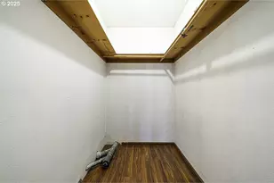 681 Liberty St, Ashland, OR 97520 - Photo 38