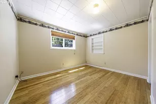 681 Liberty St, Ashland, OR 97520 - Photo 34