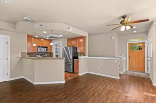 3880 Summerlinn Dr, West Linn, OR 97068 - Photo 16