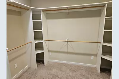 464 Oak Valley Loop, Winchester, OR 97495 - Photo 10