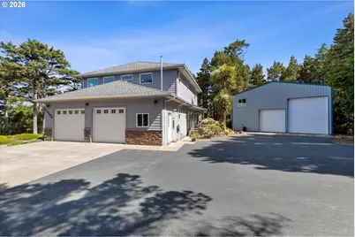 5220 SW Neal Ave, Waldport, OR 97394 - Photo 2