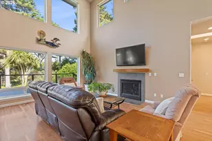 5220 SW Neal Ave, Waldport, OR 97394 - Photo 10