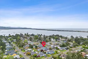 6524 SW Galley Ave, Lincoln City, OR 97367 - Photo 32