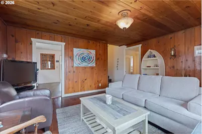 6524 SW Galley Ave, Lincoln City, OR 97367 - Photo 4