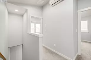 8629 SE Washington St, Portland, OR 97216 - Photo 16